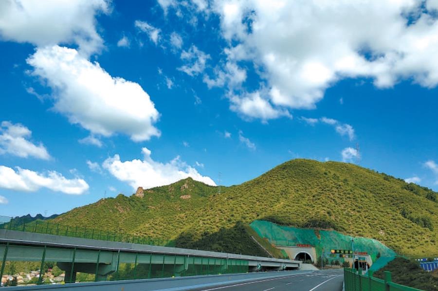 冬奧結束，“冬奧旅游路”風景正美